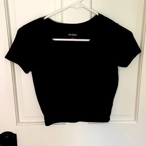 Black cropped shirt